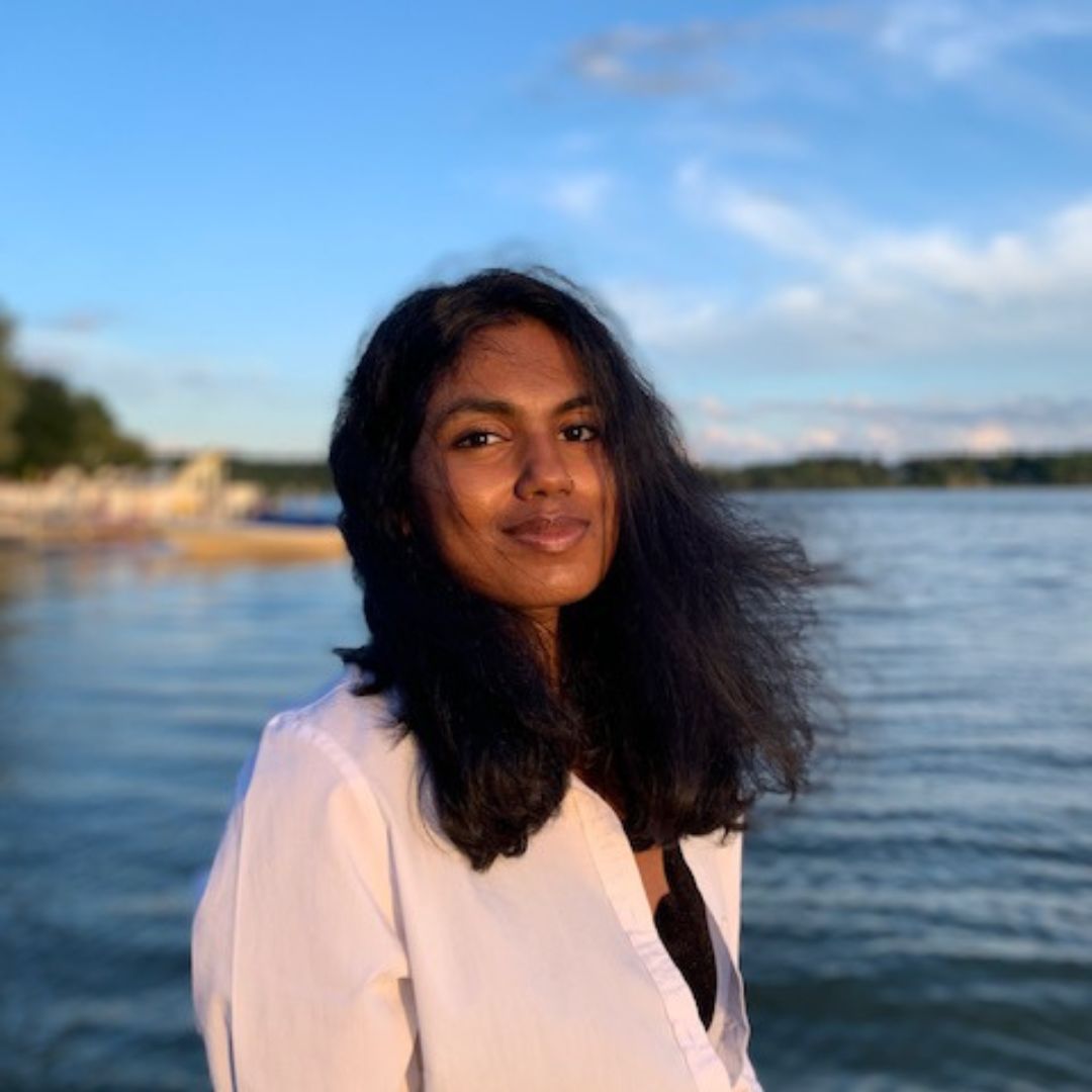 Nidhi headshot