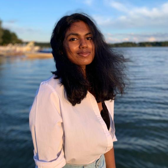 Nidhi Nidhi headshot