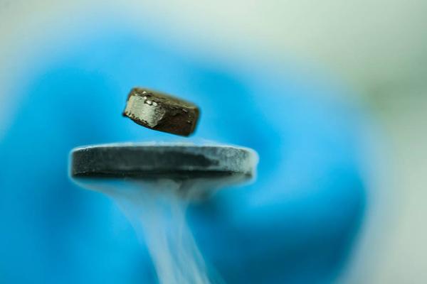 superconducting levitation