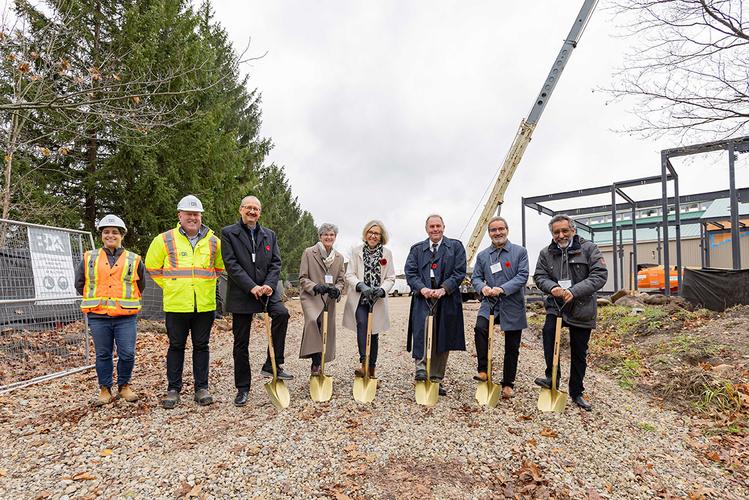 Morwick G360 groundbreaking with U of G leadership and research team