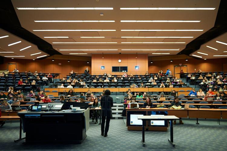 Professor holds lecture in Rozanski hall.