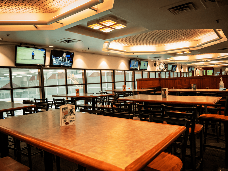 Craft Kitchen and Ale House tables
