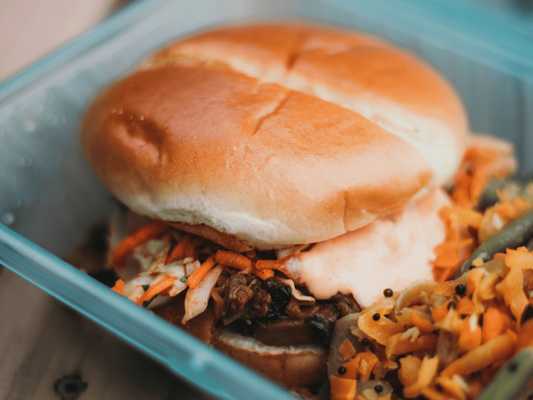 Jackfruit burger in green container