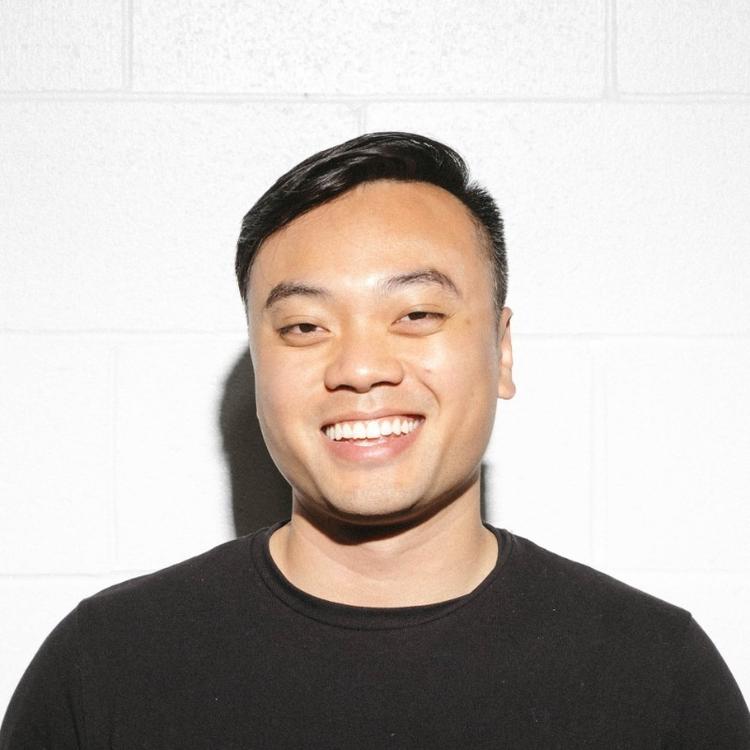 Allan Mai Headshot
