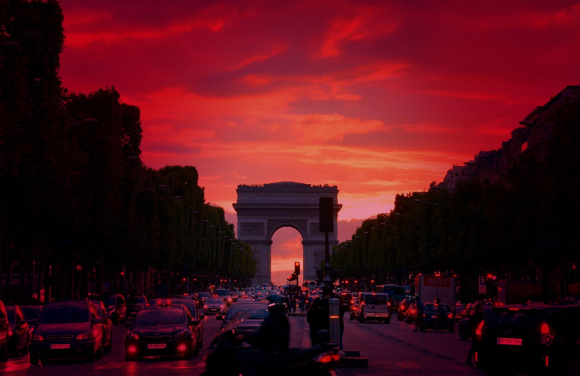 Arc de Triomphe at sunset