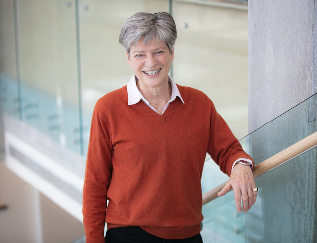 Dr. Dorothee Bienzle