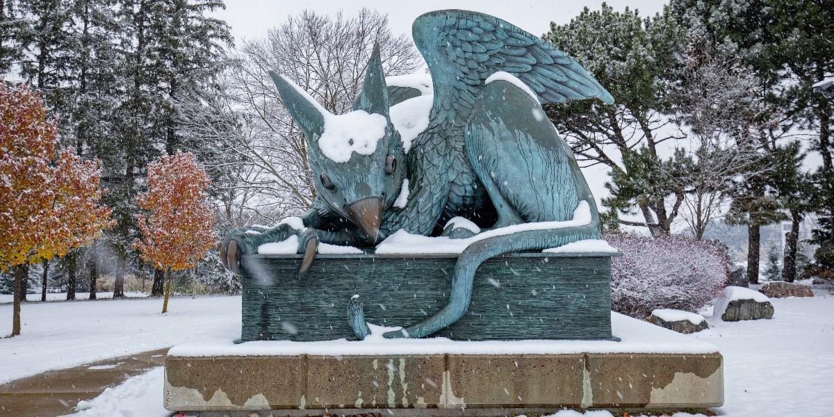 gryphon-snow