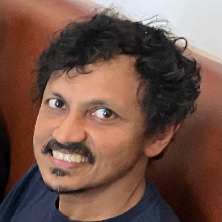 Headshot of Anand Yethiraj