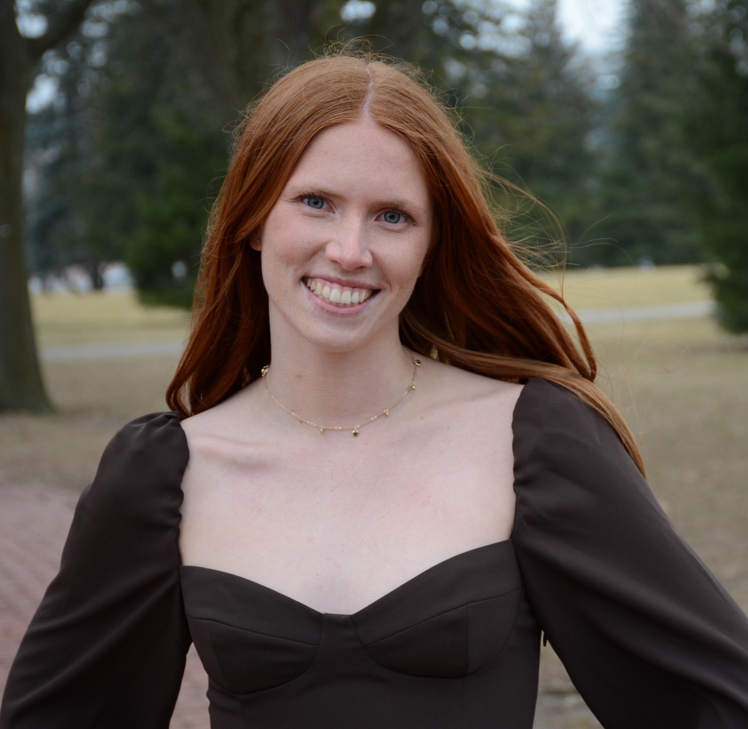 Julia Billings headshot