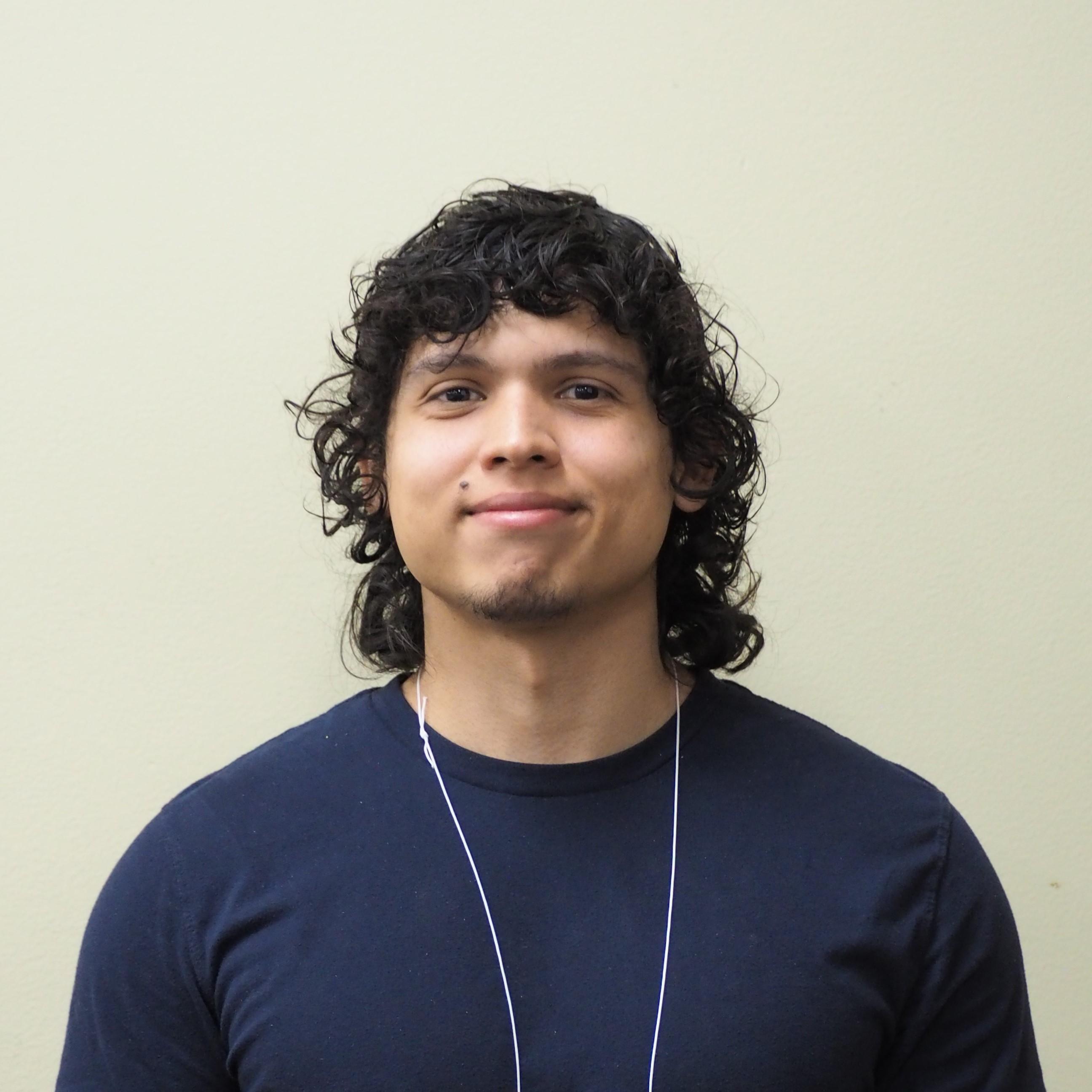 Headshot of Carlos Ramirez