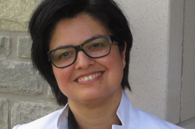 Headshot of Rozita Dara