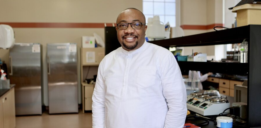 University of Guelph's Doctor Daniel Onwude smiling at the camera