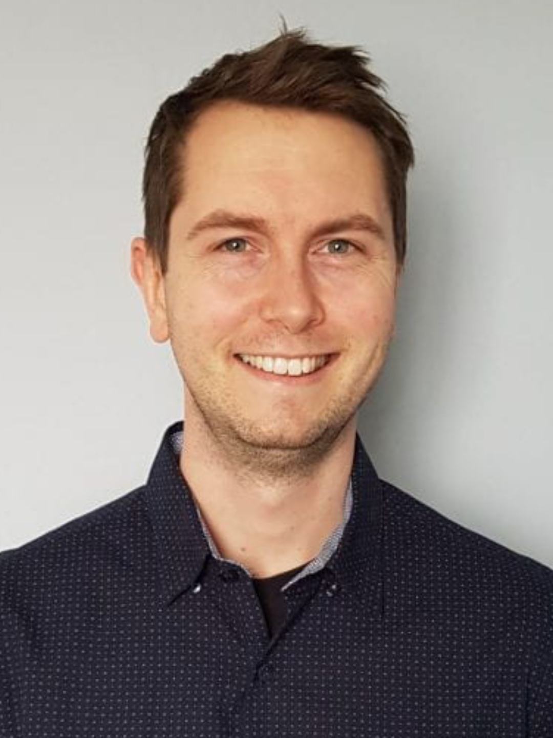 headshot of Dr. Derek O'Flaherty