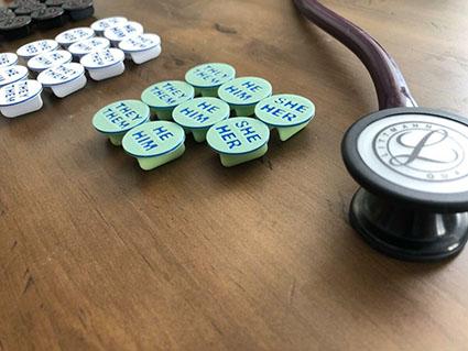 Stethoscope pronoun clips