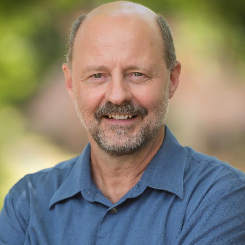 Flavio Schenkel headshot photo