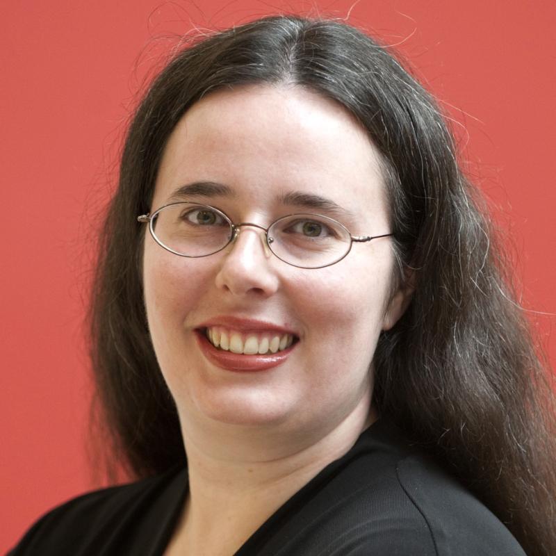 Laurie Barclay headshot photo