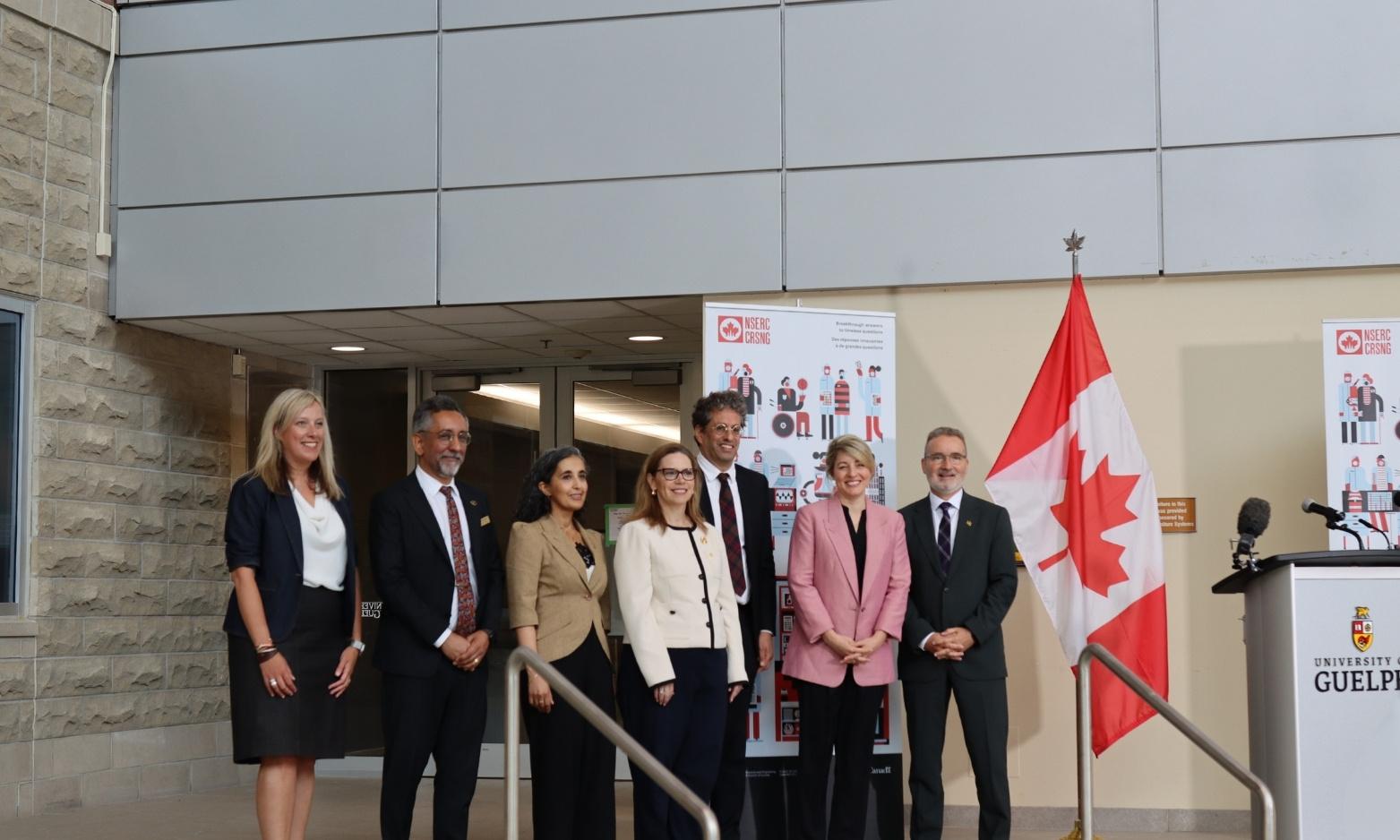 leadership of UofG and canadian ministers at NSERC announcement