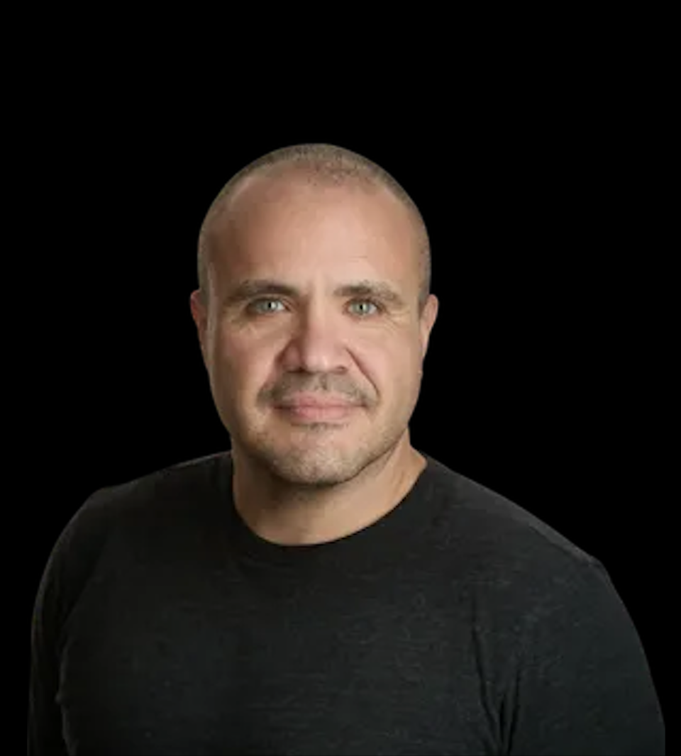 A headshot of Dr. Marcello Schmidt.