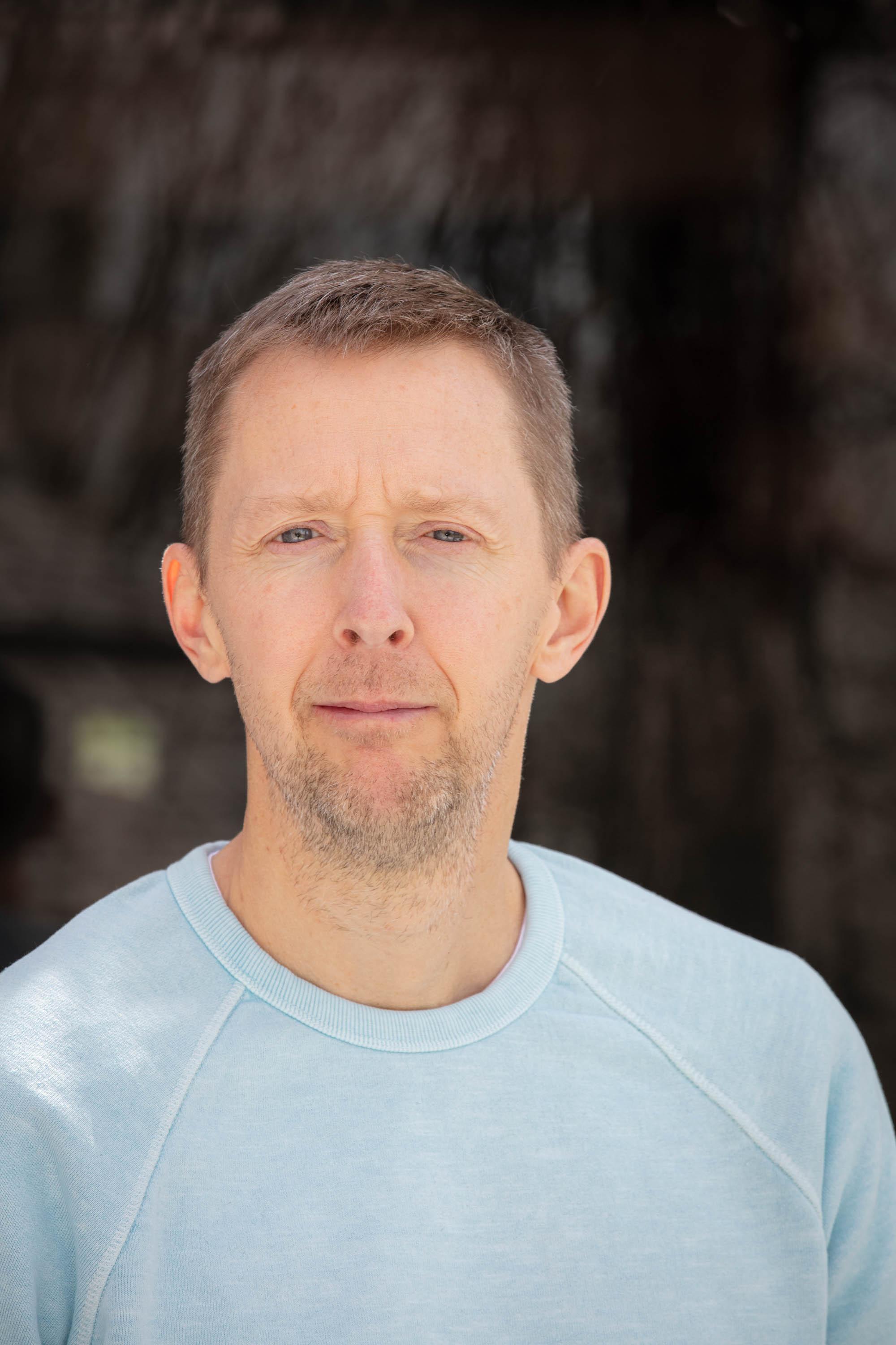 Dr. Robert T. Mullen