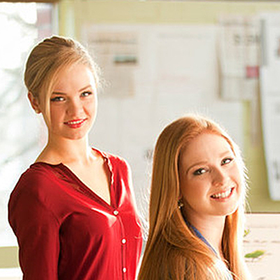 Katie Brown, Sarah Brown