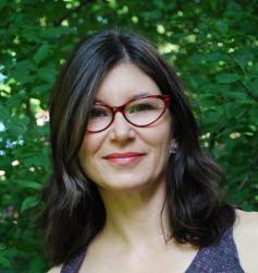 Picture of Professor Stephanie Nutting