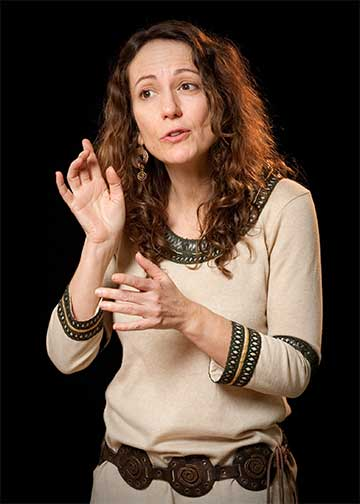 Stephanie Beneteau speaking