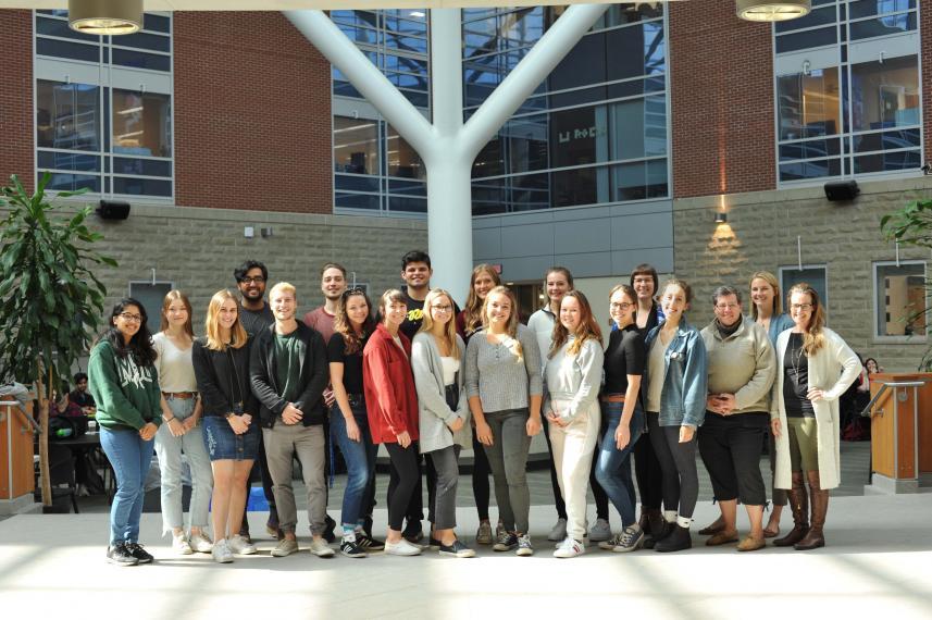 Group photo of Professor Justine Tishinky's class in the Summerlee Science Complex