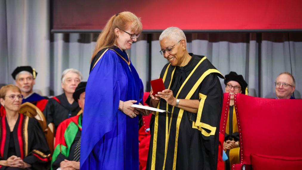 Associate Professor Emerita Lori Jones Receives University of Guelph Medal of Merit from Chancellor Mary Anne Chambers