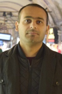 Dr. Hassan Khan Headshot