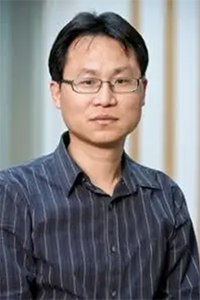 Headshot of Dr. Xiaodong Lin