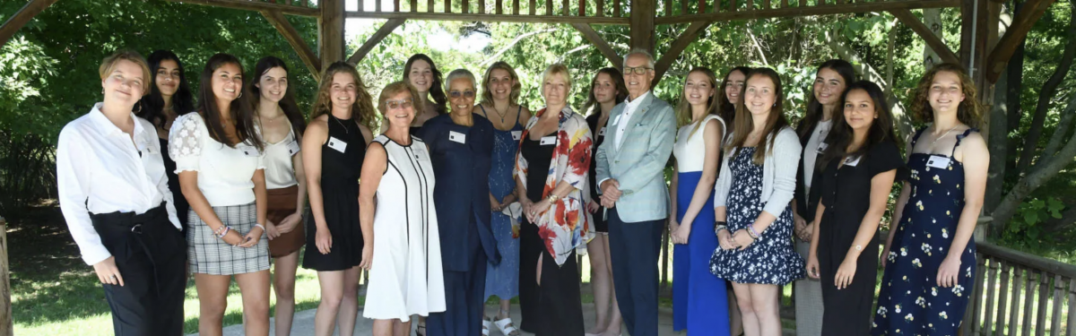 Image of U of G scholarship recipients with leadership