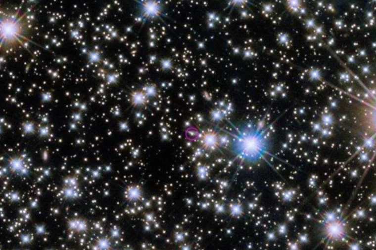 Image of stars in space.