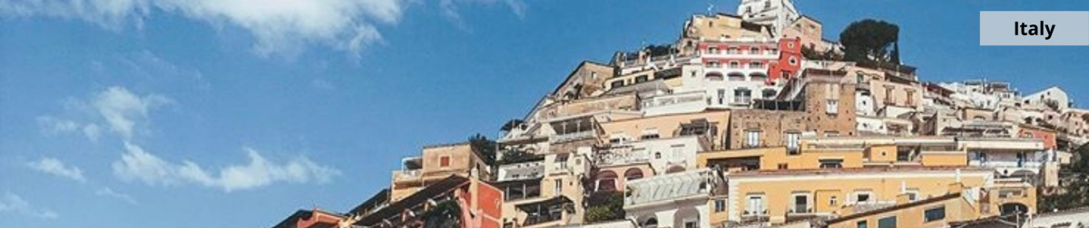 Italy - houses on a hill