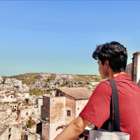Hassaan N. on a field school in Italy