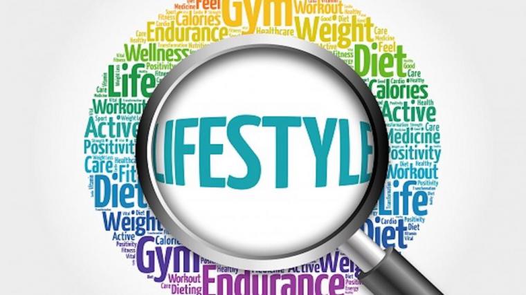 A photograph of a magnifying glass with the words Lifestyle.