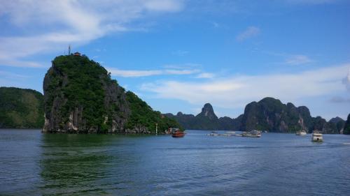 Halong Bay - Islands