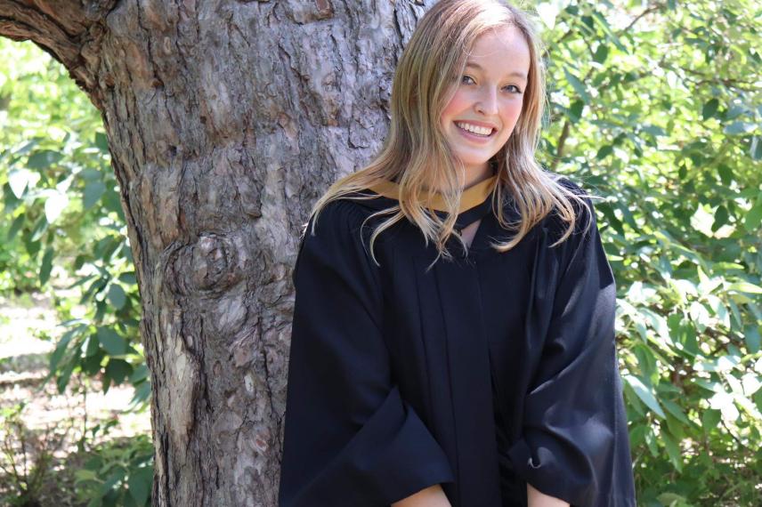 a photo of Elizabeth Manchester, Graduate Student, MSc