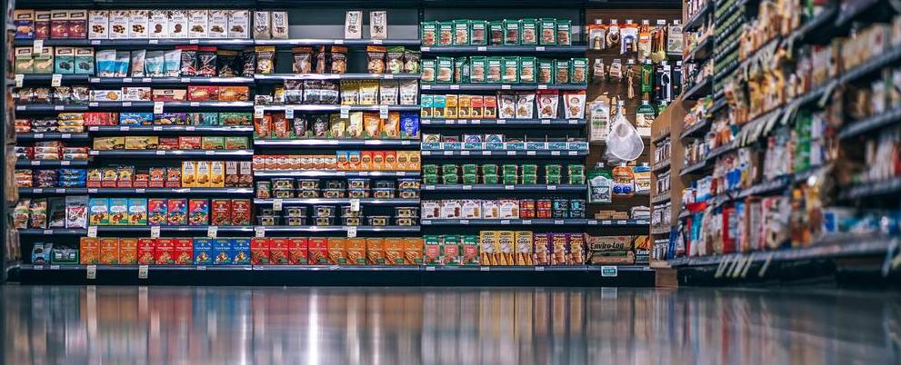 Grocery store aisle 