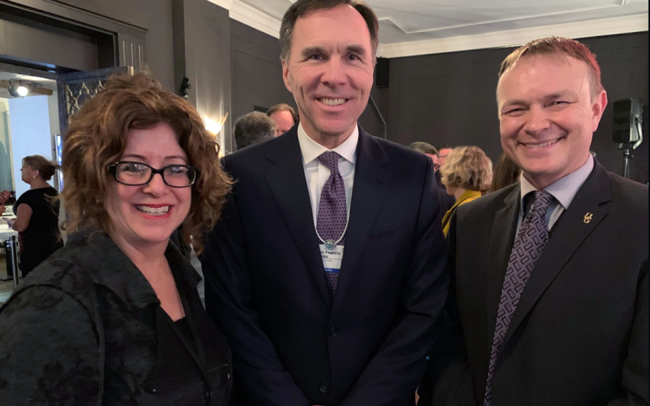 Dean Julia Christensen Hughes with Bill Morneau⁩ and Evan Fraser ⁦in Davos⁩.