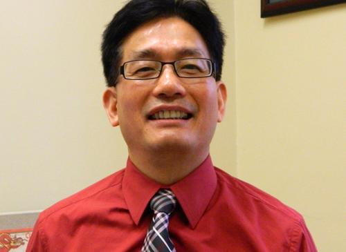 Associate Professor Lefa Teng