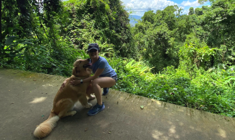 Iris lam and her dog