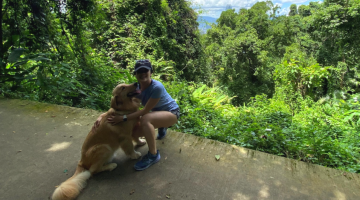 Iris lam and her dog
