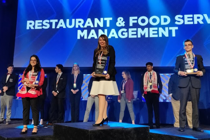 Jacqueline Simard on podium