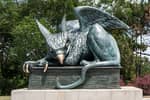 Picture of Gryphon Statue
