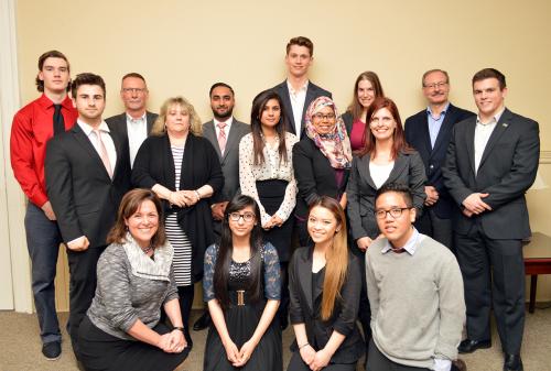 Ag Energy case competition students and Ag Energy senior management team