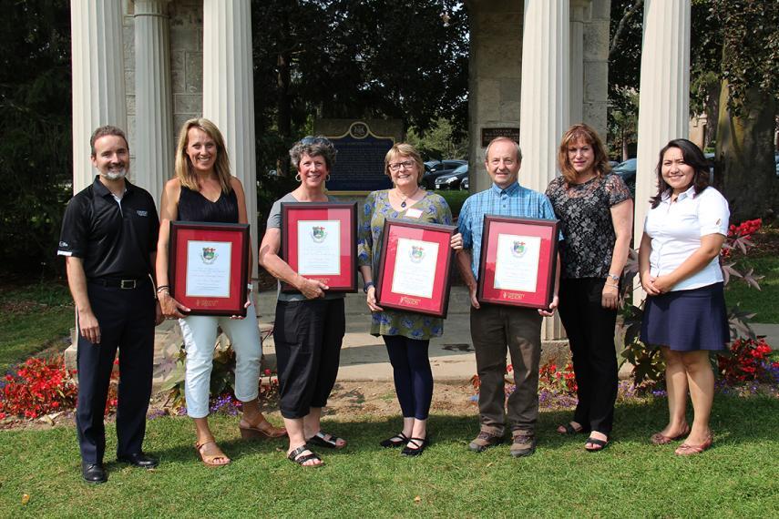 The recipients of the OAC faculty awards pose together.