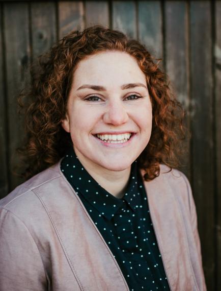 Head shot of Julia Romagnoli.