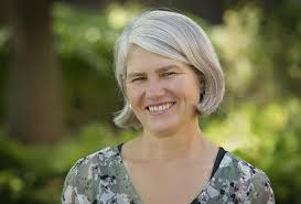 Dr. Claudia Wagner-Riddle