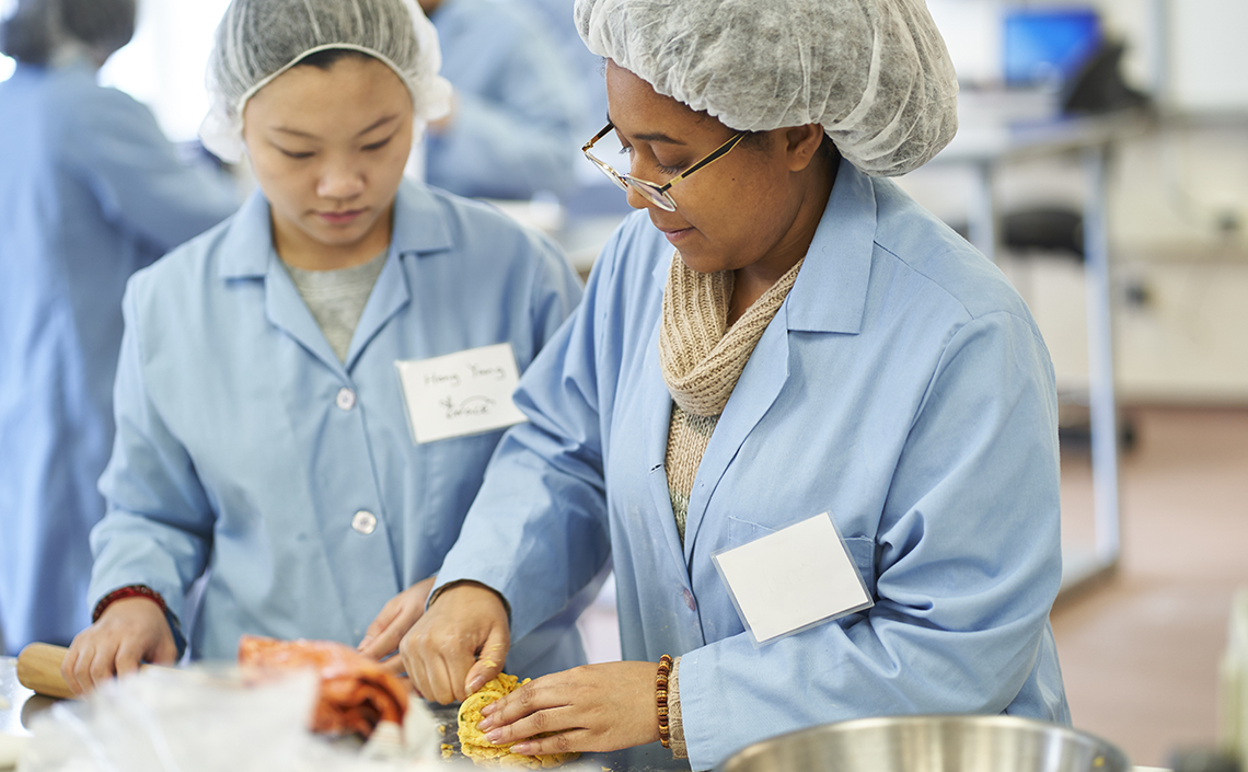 Students working in the food product development course.