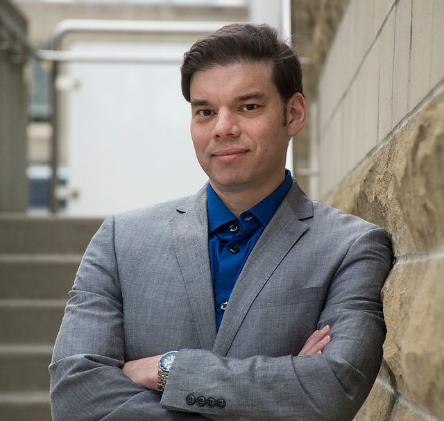 The Germ Guy and University of Guelph grad Jason Tetro says we should love germs.